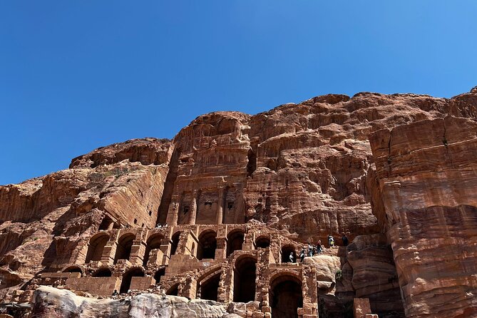 Golden Triangle : Aqaba - Petra - Wadi Rum 04 Days / 03 Nights - What the private format adds