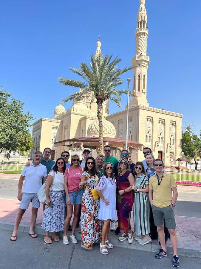 Guided Dubai City Tour: Modern Architecture & Sightseeing - Hotel Pickup, Traffic, and Drop-Off Choices
