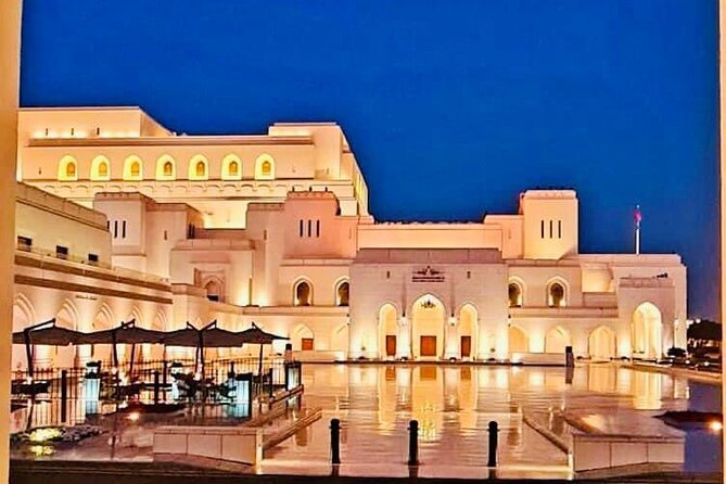 Half-Day Private Muscat City Tour - Top Landmarks in Just 4 Hours - Qurum Beach, Omani bread, honey, and karak tea
