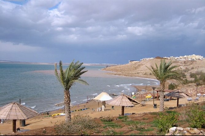 Half Day Tour to Dead Sea From Amman - Floating, mud, and the practical side of the water