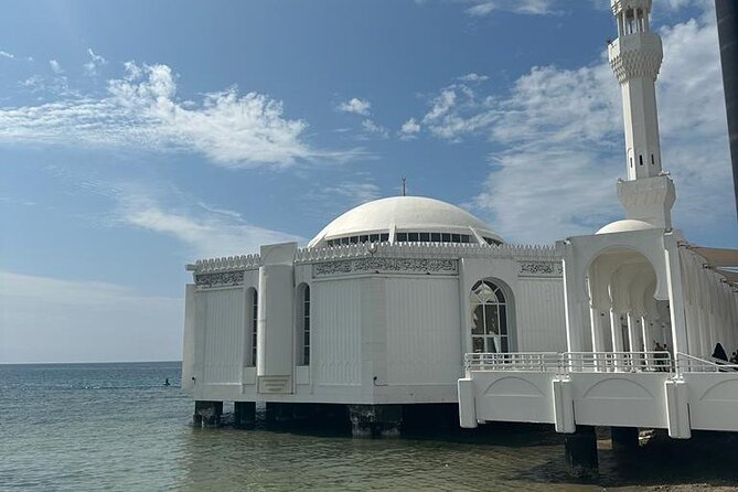 Historic District Tour in Jeddah by a Local Guide - A historic monument linked to the Makkah pilgrimage route