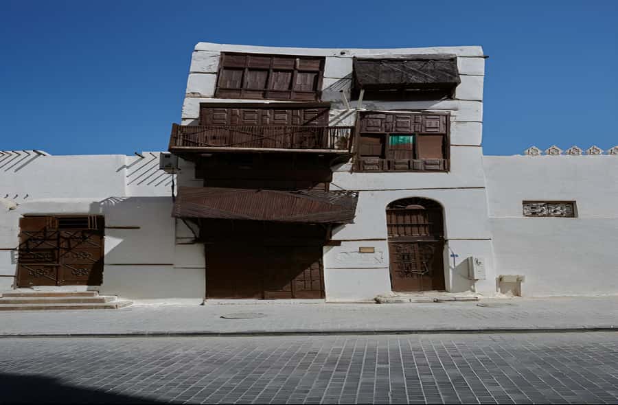 Jeddah: Al-Balad Old Town Historical City Guided Tour - Souq Al Alawi and the short shopping stop