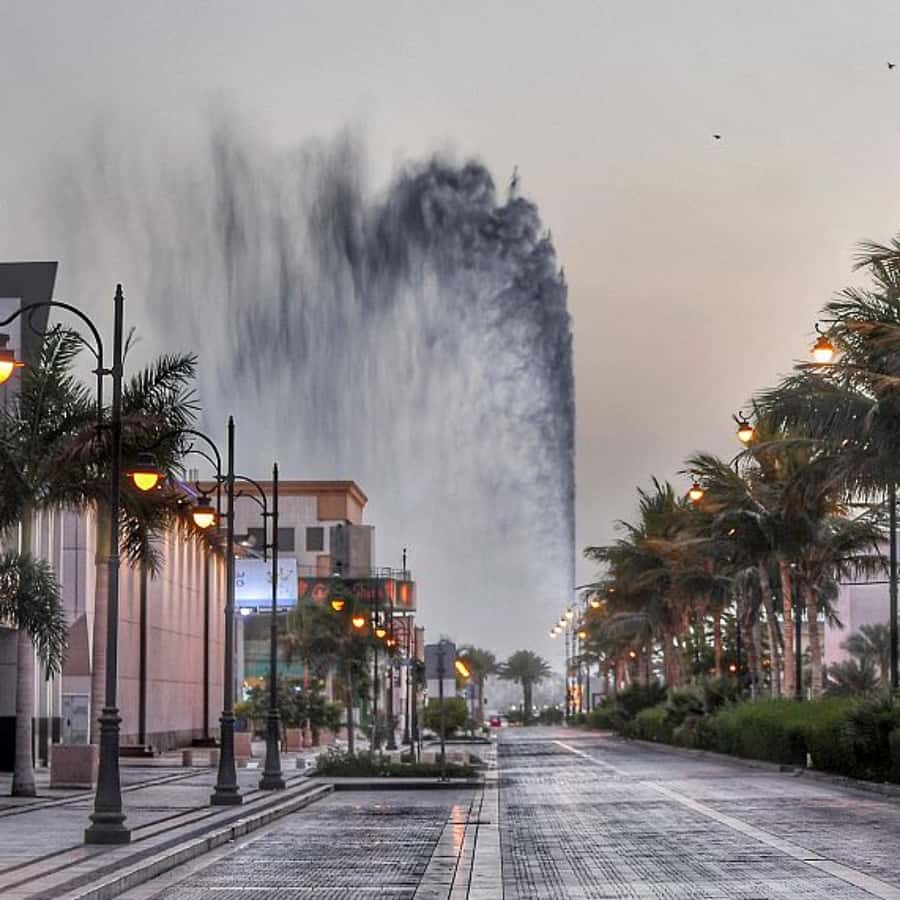 Jeddah: Al-Balad Old Town Tour with Guide - Al-Shafei Mosque and a quieter side of the walk
