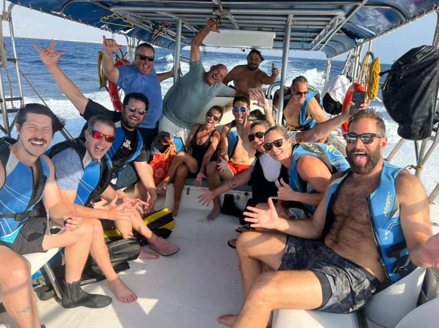 Jeddah: Guided Snorkeling Trip with Snacks and Drinks - Reaching the Red Sea from Jeddah