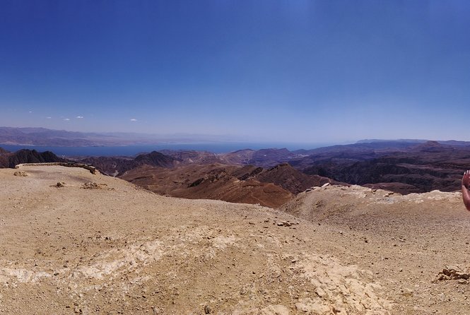 Jeep tour adventure Eilat mountains - Fire, tea, and warm flatbread