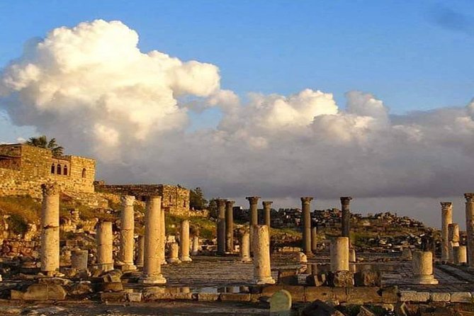 Jerash, Ajloun, Umm Qais Day Trip - Ajloun Castle: towers, wind, and a medieval view