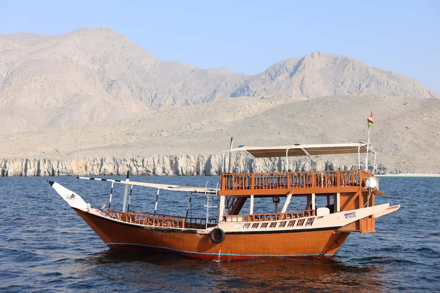 Khasab: Dhow Cruise with Lunch, Dolphin Watching& Snorkeling - Key points to know before booking