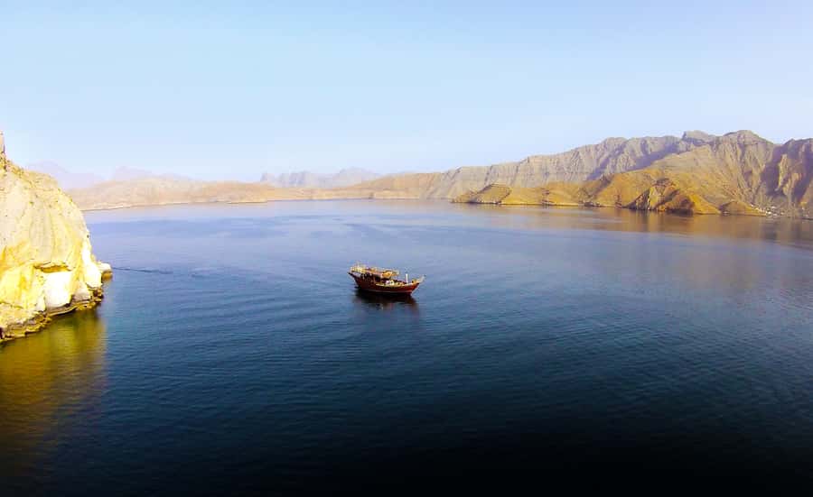 Khasab: Half-Day Dhow Cruise with Dolphin Watching - Why the Musandam fjords are best seen by dhow