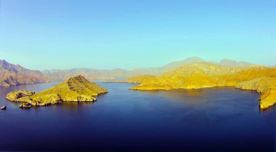 Khasab: Half-Day Dhow Cruise with Dolphin Watching - Passing Nadifi, Qanaha, and Maqlab