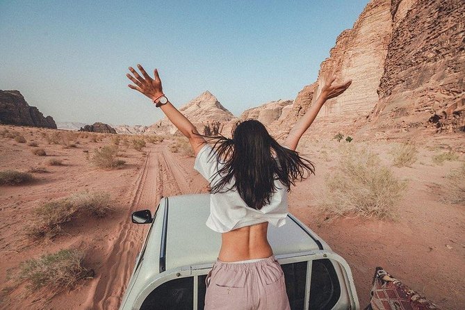 Lawrence's House Jeep Tour (5 hours) - Jebel Khazali’s narrow siq