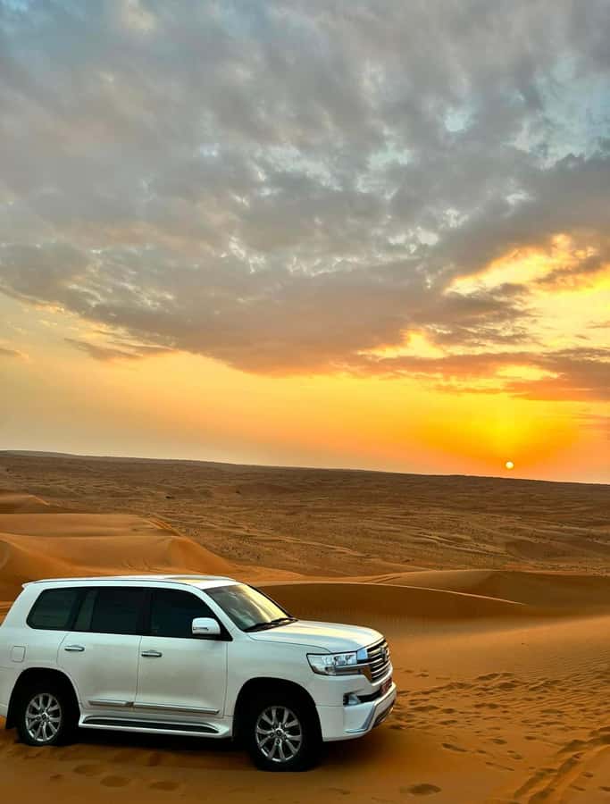 Luxury Overnight Desert Safari in Salalah - Into the Empty Quarter by comfortable 4WD
