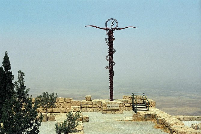 Madaba, Mount Nebo, and Dead Sea from Amman with Lunch - Madaba and the floor map at St. George’s Church