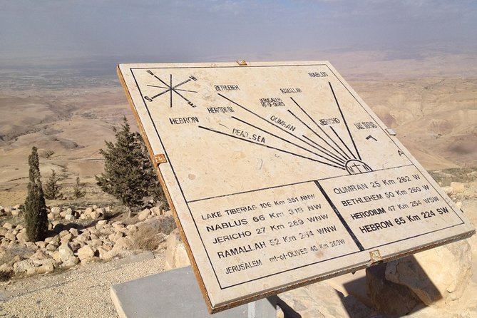 Madaba, Mount Nebo, and Dead Sea from Amman with Lunch - What the private car adds
