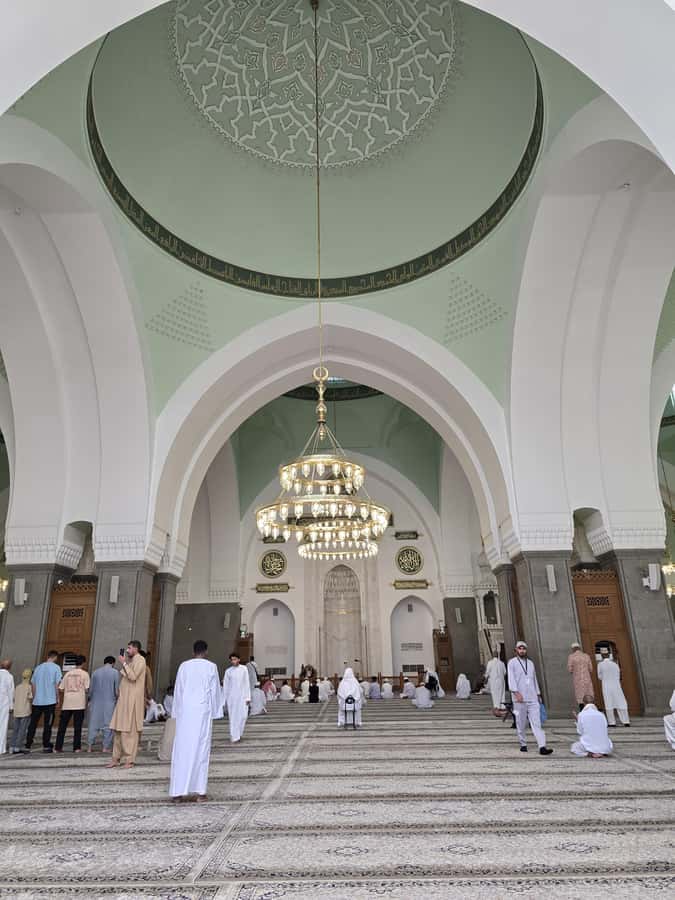 Madinah Culture & History Tour – Led by Local Guide - Finishing at Gharas Well or the updated morning sites