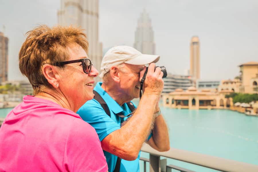 Magical Dubai 8-Hour Tour with Burj Khalifa Experience - Jumeirah, Burj Al Arab, and Madinat Jumeirah