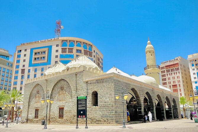 Medina Unveiled Private Tour - Uhud and the Mosque of Shield