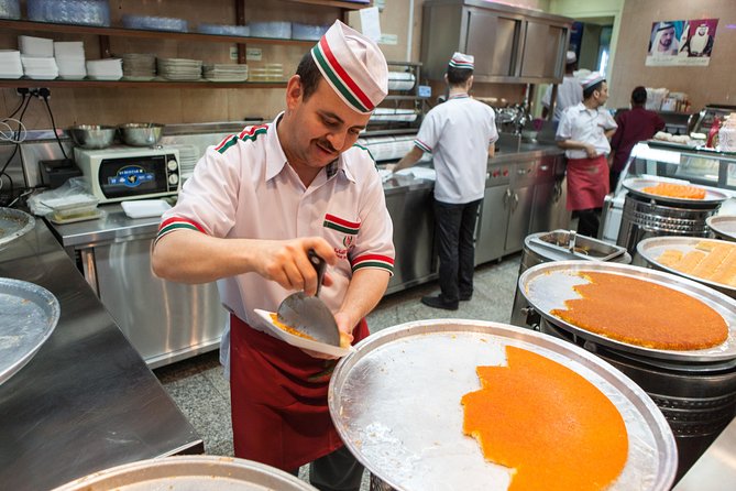 Middle Eastern Food & Culture Walk in Old Dubai - Stop two: Syrian flavors and a seasonal warning