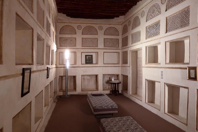 Muharraq Cultural Walking Tour - Small cultural houses along the old lanes