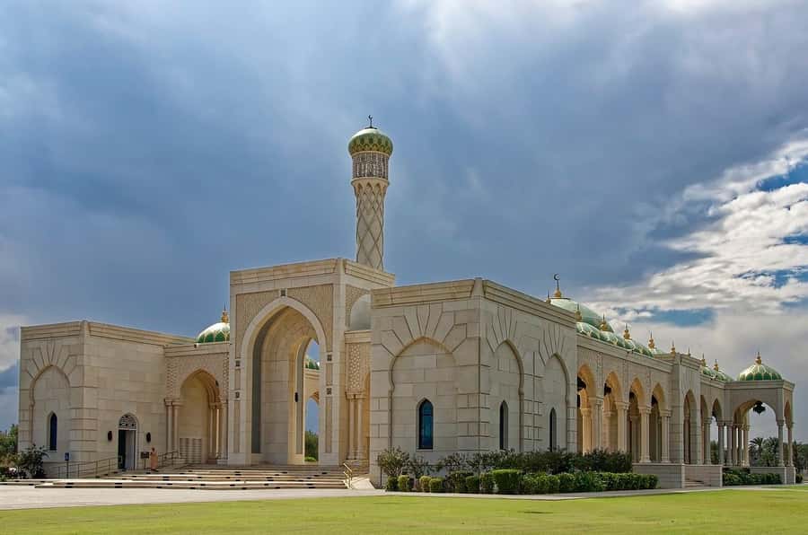 Muscat : 4 hours private Tour of Muscat City with Pick-up - Shopping and local flavor at Mutrah Souq