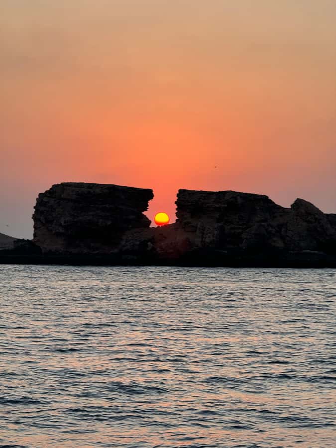 Muscat: Daymaniyat Islands Snorkeling Tour - The boat ride and the seasickness question