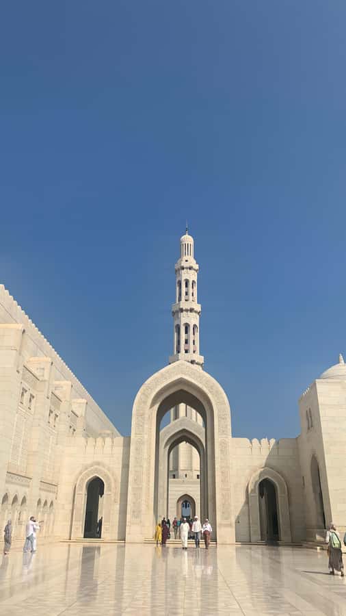 Muscat: Group City Tour with Pickup and Lunch or Dinner - Sultan Qaboos Grand Mosque Sets the Tone