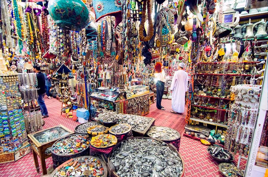 Muscat: Half-Day Sightseeing Essentials Tour and Audio Guide - Bait Al Zubair Museum and Omani culture