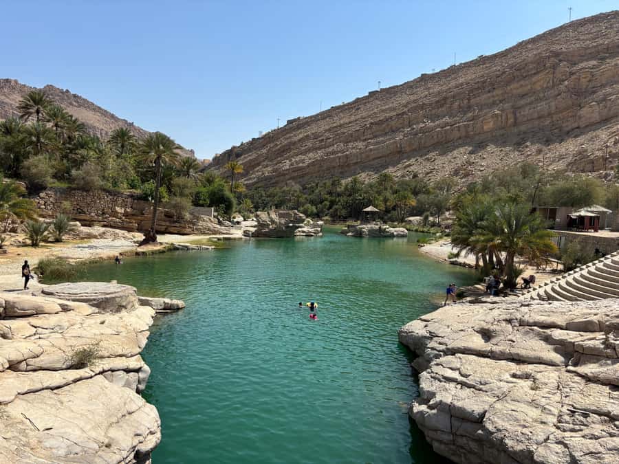 Muscat: Wahiba Sands, Wadi Bani Khalid & Mudayrib Tour - Lunch beside Wadi Bani Khalid