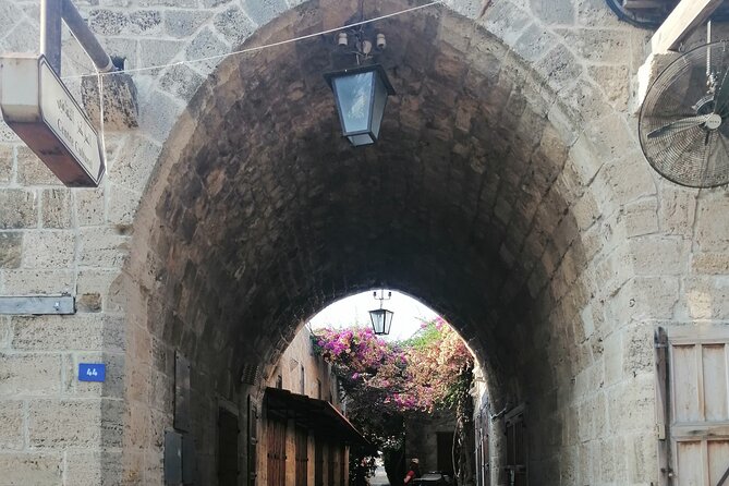 New Guided Semi-Private Tour to Jeita Grotto, Harissa & Byblos - The old souk, cafés, and local crafts
