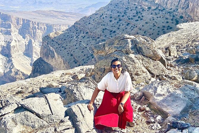 Nizwa Fort-Nizwa Souq-Misfah Al Arbyeen-Jebel Shams - Private Full Day Tour - The private 4x4 makes a difference