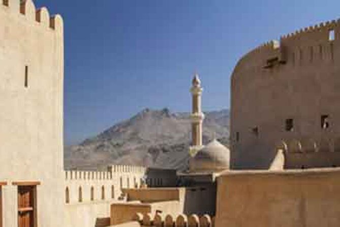 Nizwa & Jabel Akhder (Sharing) - What the guides add to the day