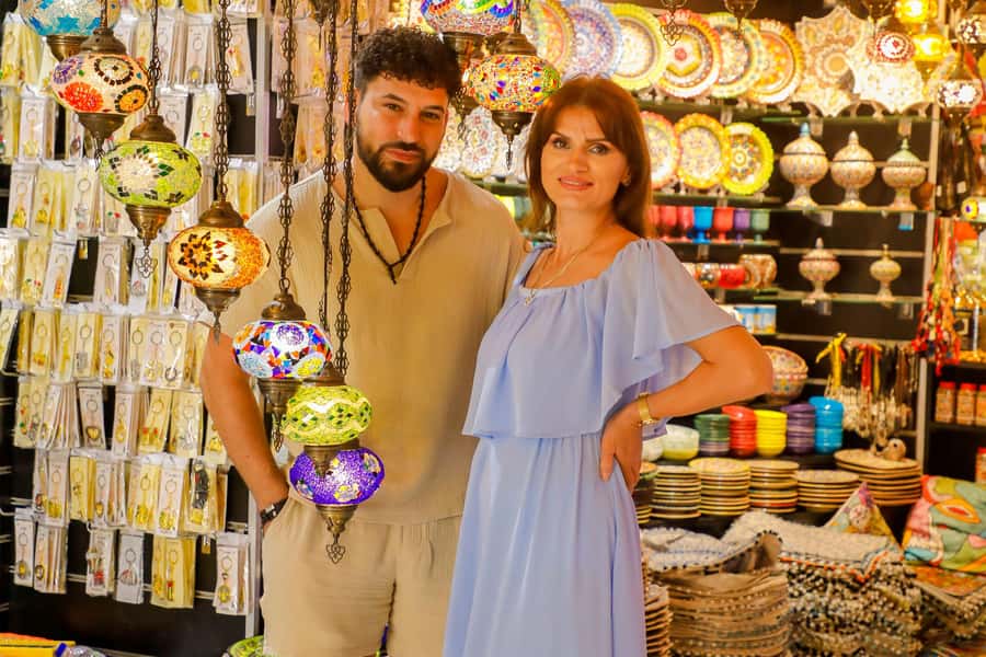 Old Dubai Guided Tour With Photographer: Souks & Street Food - Al Fahidi’s lanes and the old city wall