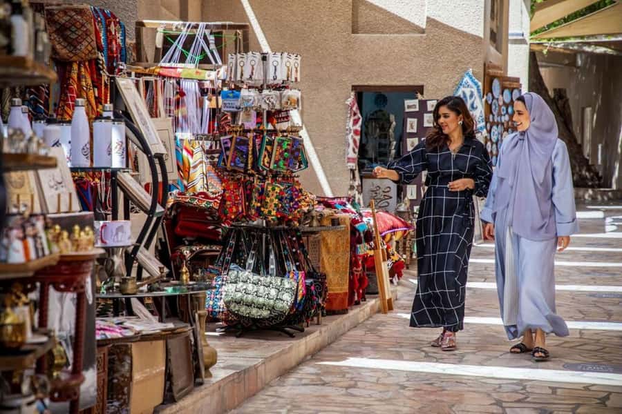 Old Dubai Heritage Tour: Souks, Mosques & more hidden gems! - Who will get the most from this experience