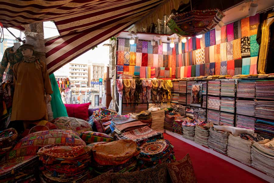 Old Dubai Historic Guided Tour: Creek, Street Food & Souks - What the $10 price really buys