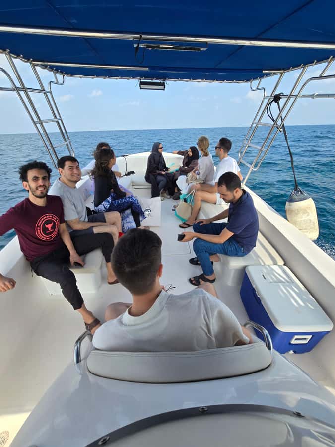 Oman: Daymaniyat Islands Visit and Snorkeling - The first snorkeling session