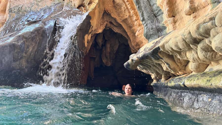 Oman’s Hidden Gems: Wadi Shab & Bimmah Sinkhole - Bimmah Sinkhole: worth the extra stop?
