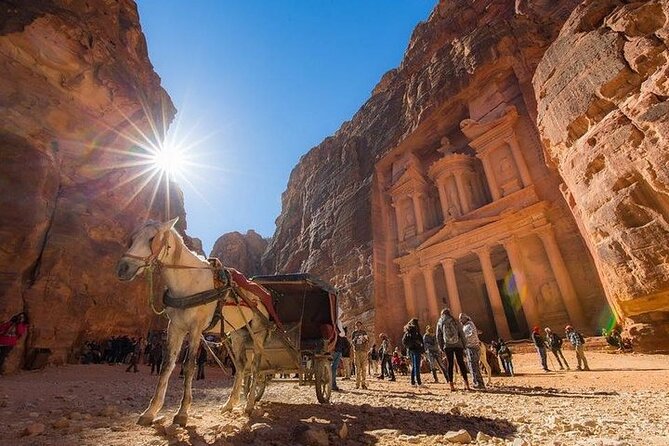 One Day Petra & Wadi Rum from Aqaba - Entering Petra through the 1.2-kilometer Siq