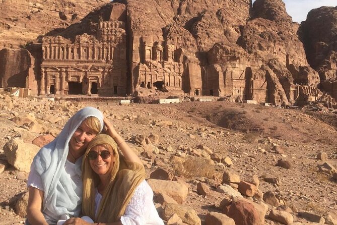 Petra One Day Tour - What the private guide adds