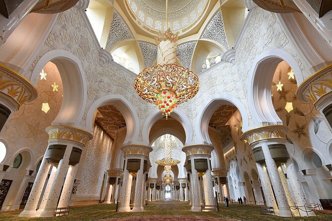 Premium Abu Dhabi Full-day City Tour in A 4x4 Private Vehicle - Heritage Village and the Bedouin way of life