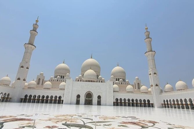 Premium Half Day Abu Dhabi Grand Mosque Tour from Dubai - Clothing, entry, and the abaya question