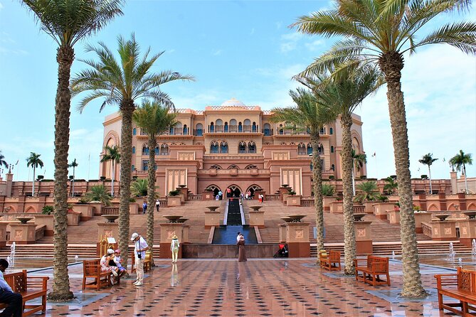 Private Abu Dhabi City Tour with Pick Up - Emirates Palace: grand architecture, extra cost