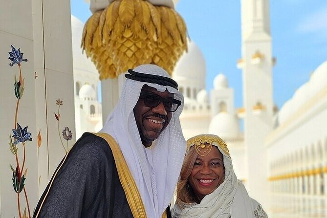 Private Abu Dhabi City Tour with Pick up from Dubai or Abu Dhabi - A private car changes the pace of an Abu Dhabi day