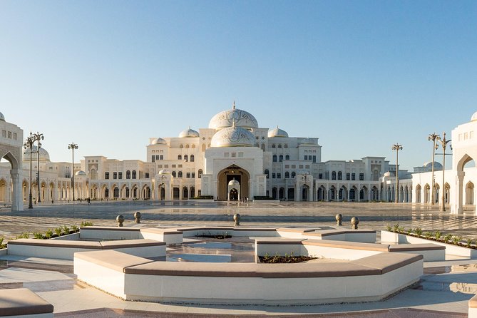Private - Abu Dhabi Half Day City Tour - Corniche Beach: a drive-by view of Abu Dhabi’s waterfront