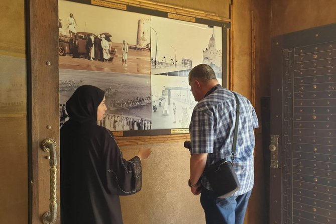 Private Abu Dhabi tour with Emirati Guide - Heritage Village: a useful first chapter