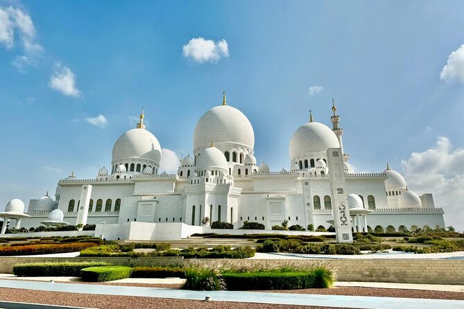 Private Abudhabi City Tour from Dubai - Sheikh Zayed Grand Mosque: allow time for the details