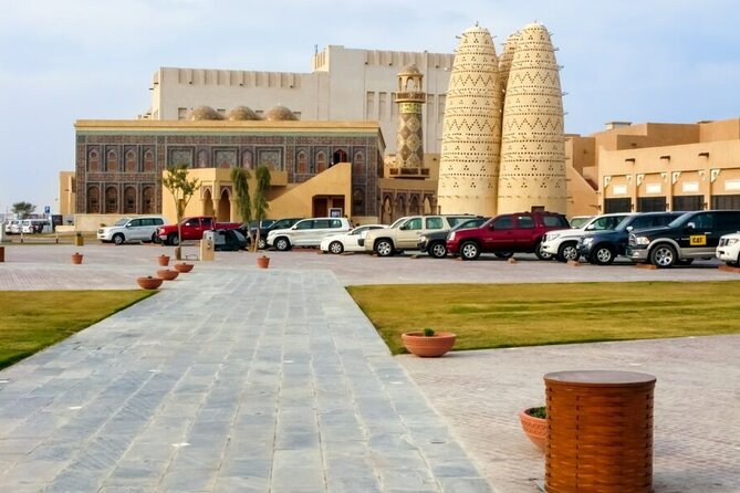 Private City Tour of Doha |Souq Wagif,Corniche,The pearl, Katara - Seven Kilometers Along the Corniche