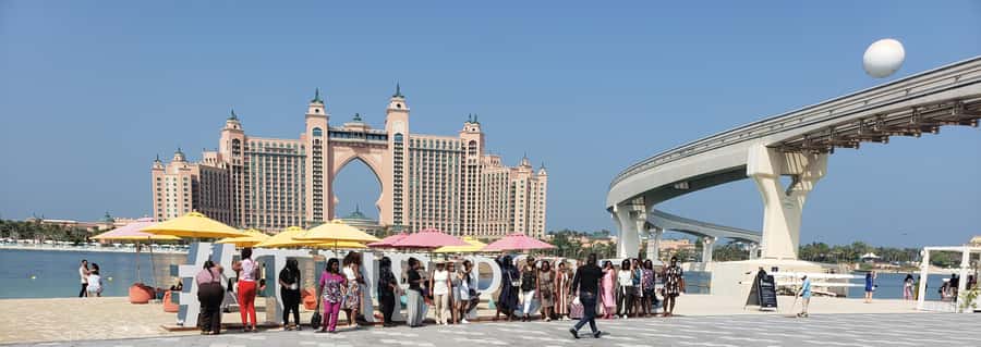 Private Dubai CityTour with Miracle Garden or Global Village - Why this private Dubai tour works well