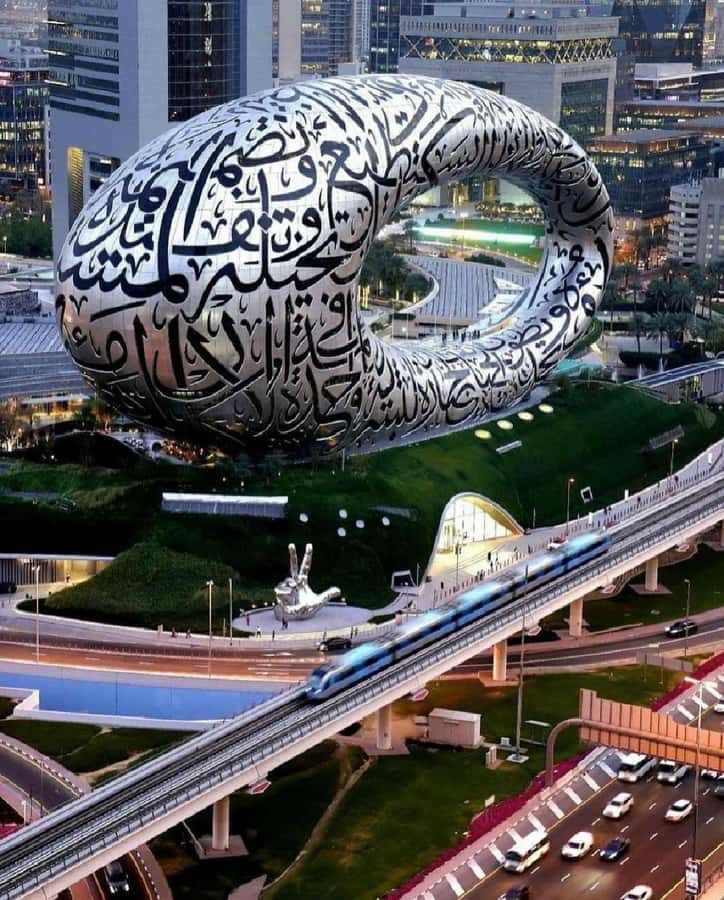 Private Dubai CityTour with Miracle Garden or Global Village - Who will get the most from this day