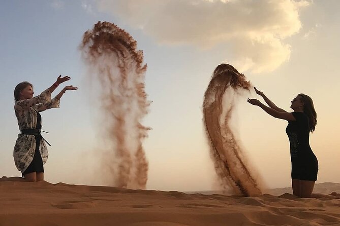 Private Evening Red Sand Desert Safari with BBQ Dinner - Sunset photographs in the Lahbab desert