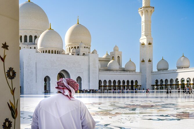 Private Full Day Tour Abu Dhabi City, Grand Mosque & Palace - A private route from Dubai to Abu Dhabi