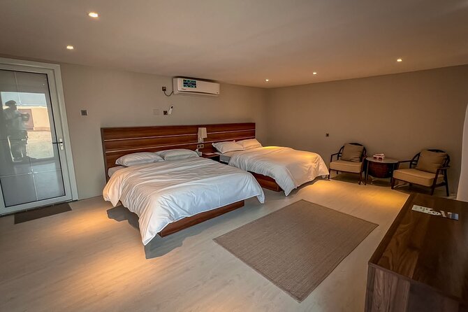 Private Overnight Desert Safari, Dune bashing, dinner & Breakfast - Is $220 per person good value?
